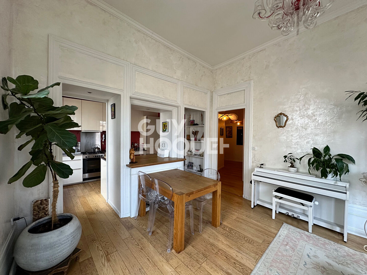 Coeur de  Vaise- Appartement cachet - 3 chambres - bureau