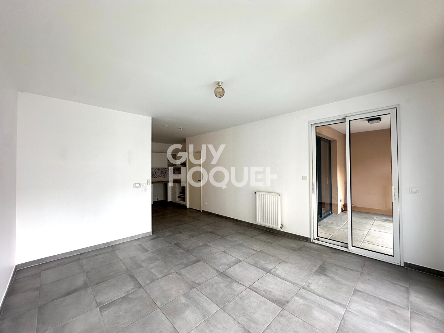 Plateau Croix-Rousse - Appartement avec loggia et parking - résidence récente