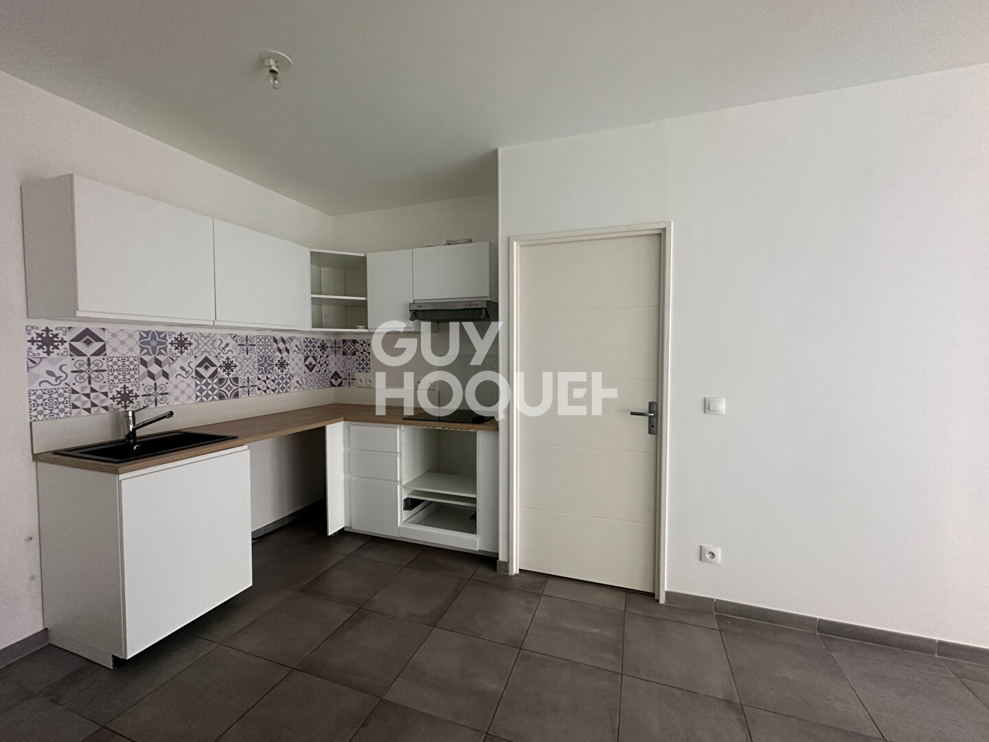 Plateau Croix-Rousse - Appartement avec loggia et parking - résidence récente