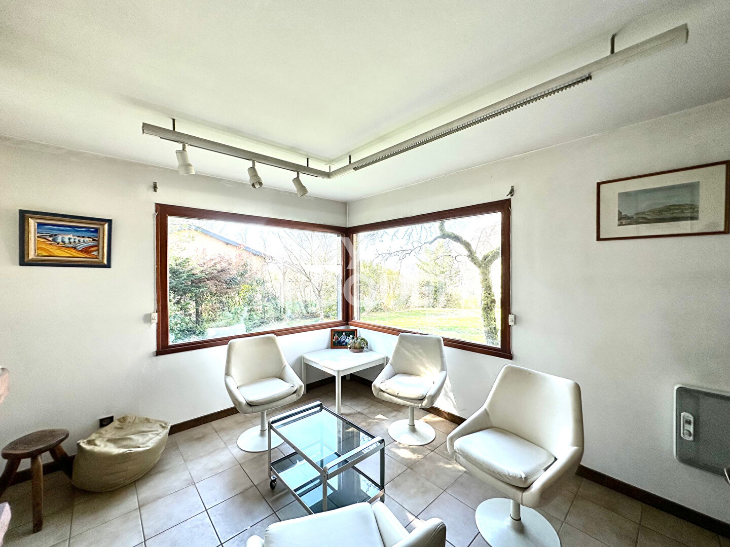 Maison familiale  3 niveaux sur terrain de 1 800 m²