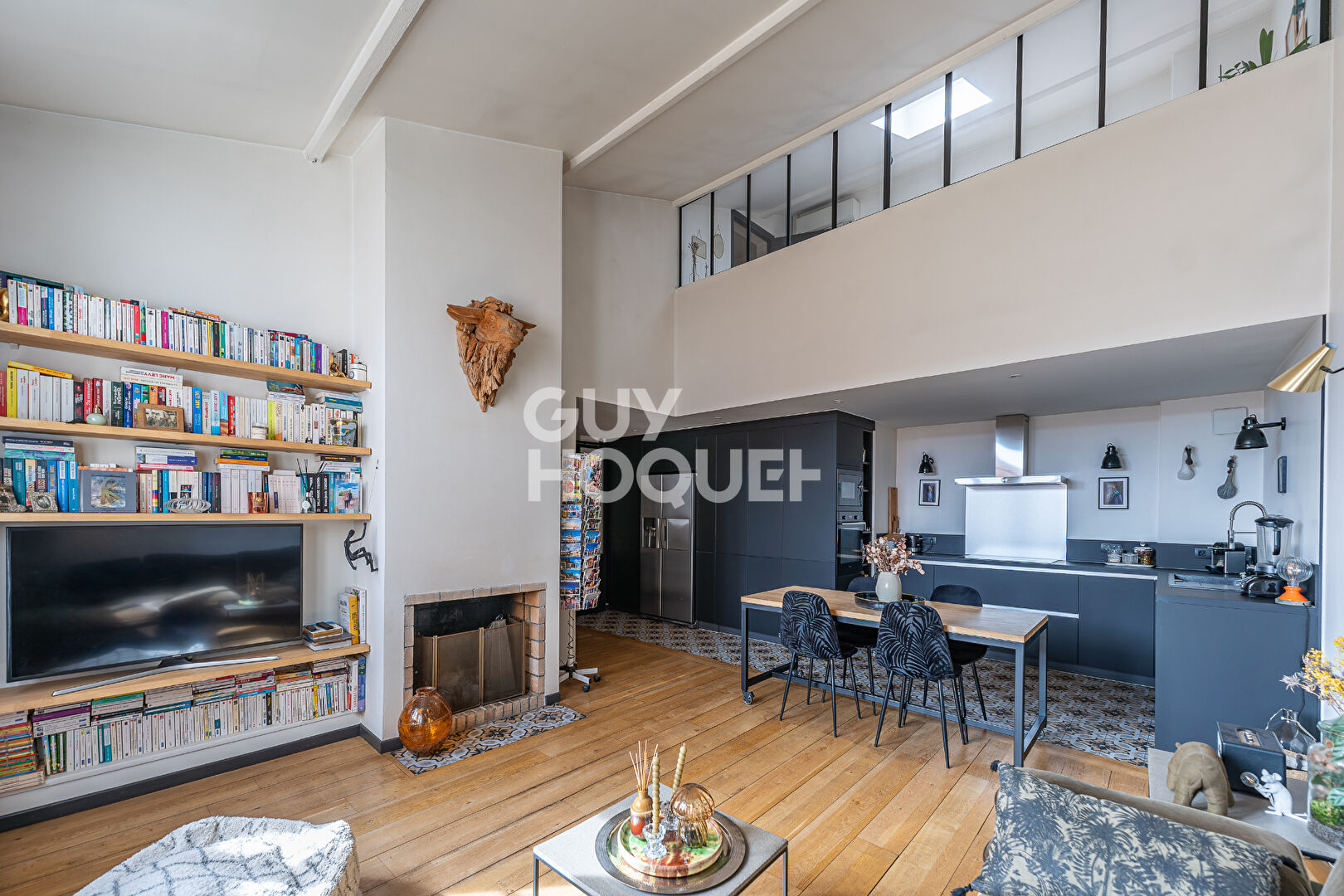 Duplex T5 146 m² - Toit terrasse 160 m² - vue dégagée sur Lyon