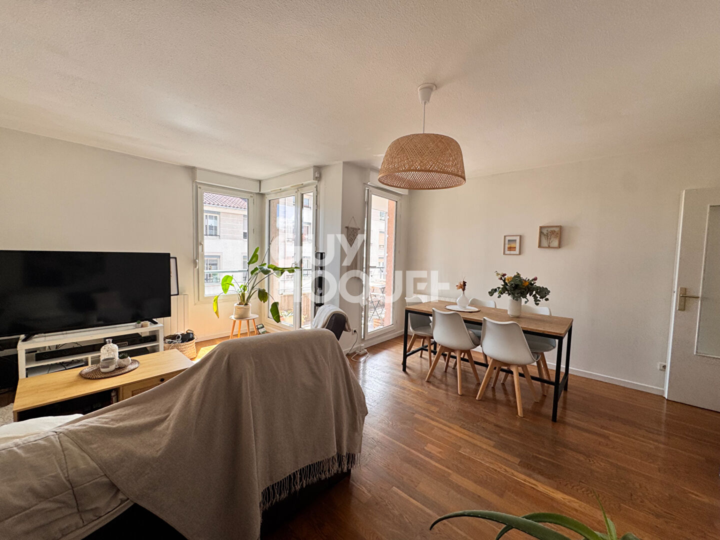 Appartement  3 pièce(s) avec balcon - garage- cave vendu loué