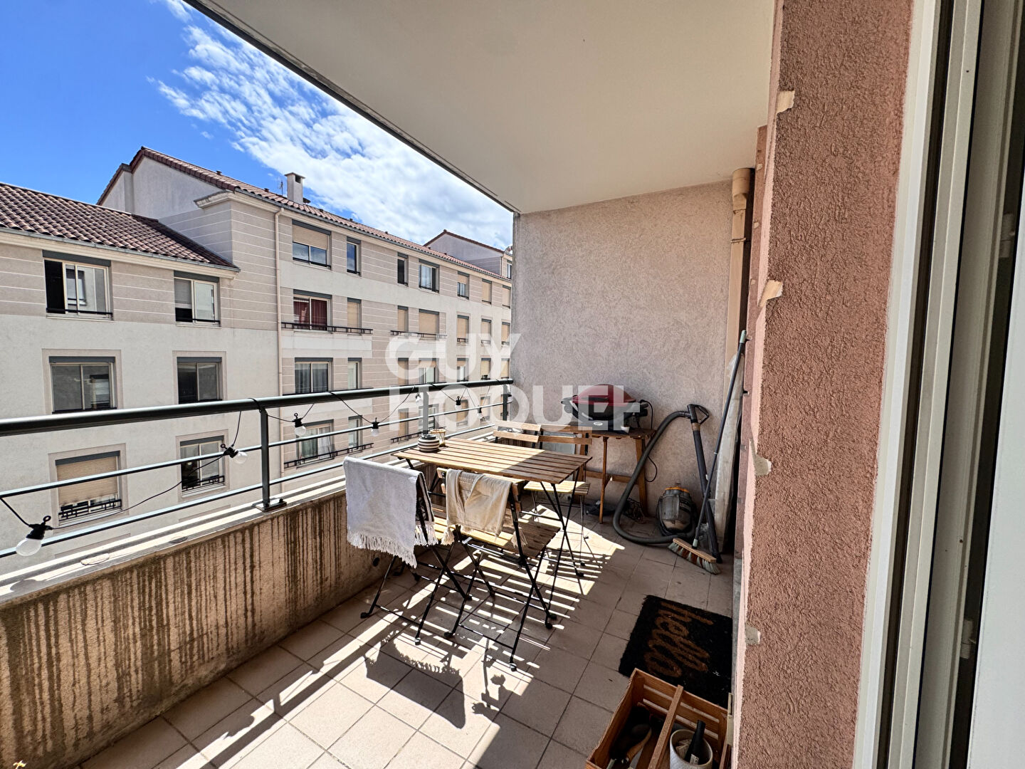 Appartement  3 pièce(s) avec balcon - garage- cave vendu loué