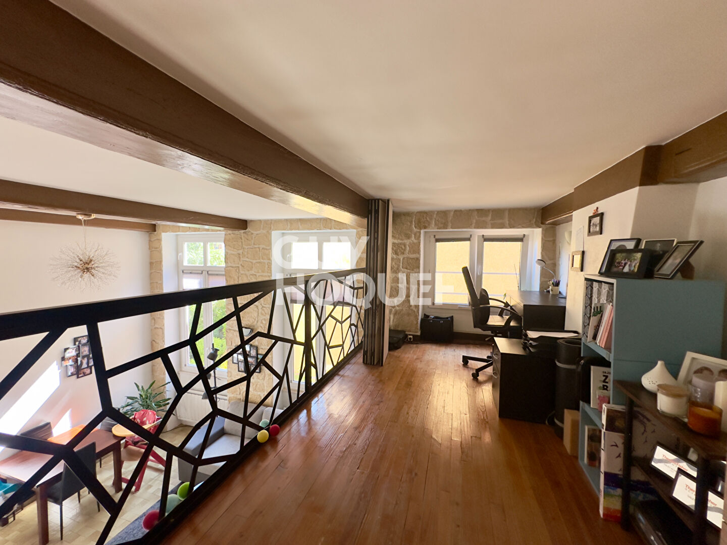 Canut T4bis 103m²  dernier étage Coeur Croix rousse