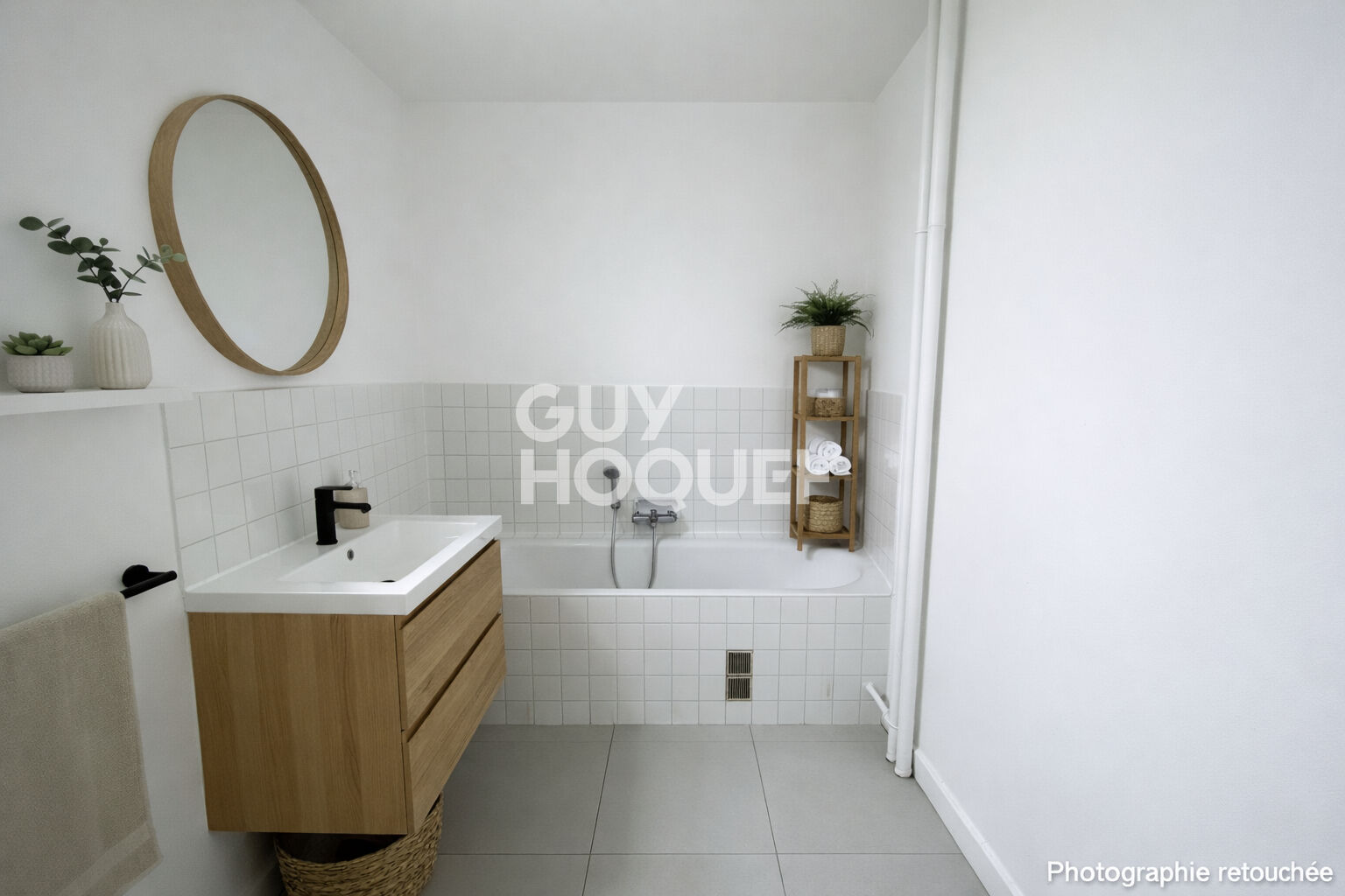 A rénover - T3 possible T4 avec parking inclus dans le prix