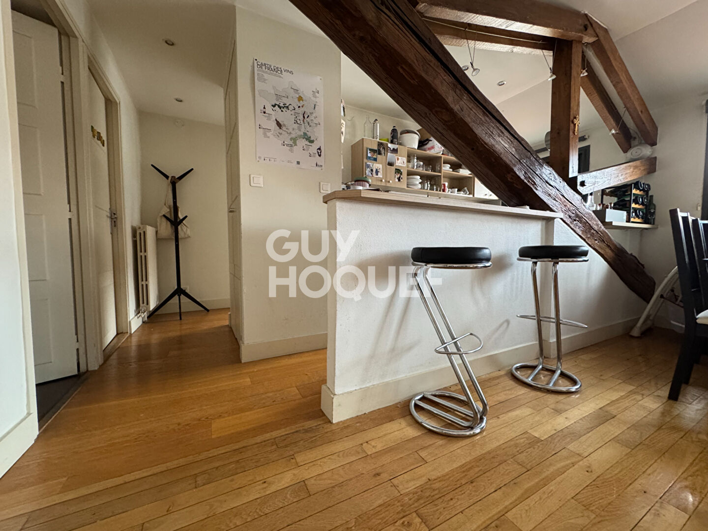 Appartement Dans Immeuble cossu et classé Rue de Archers