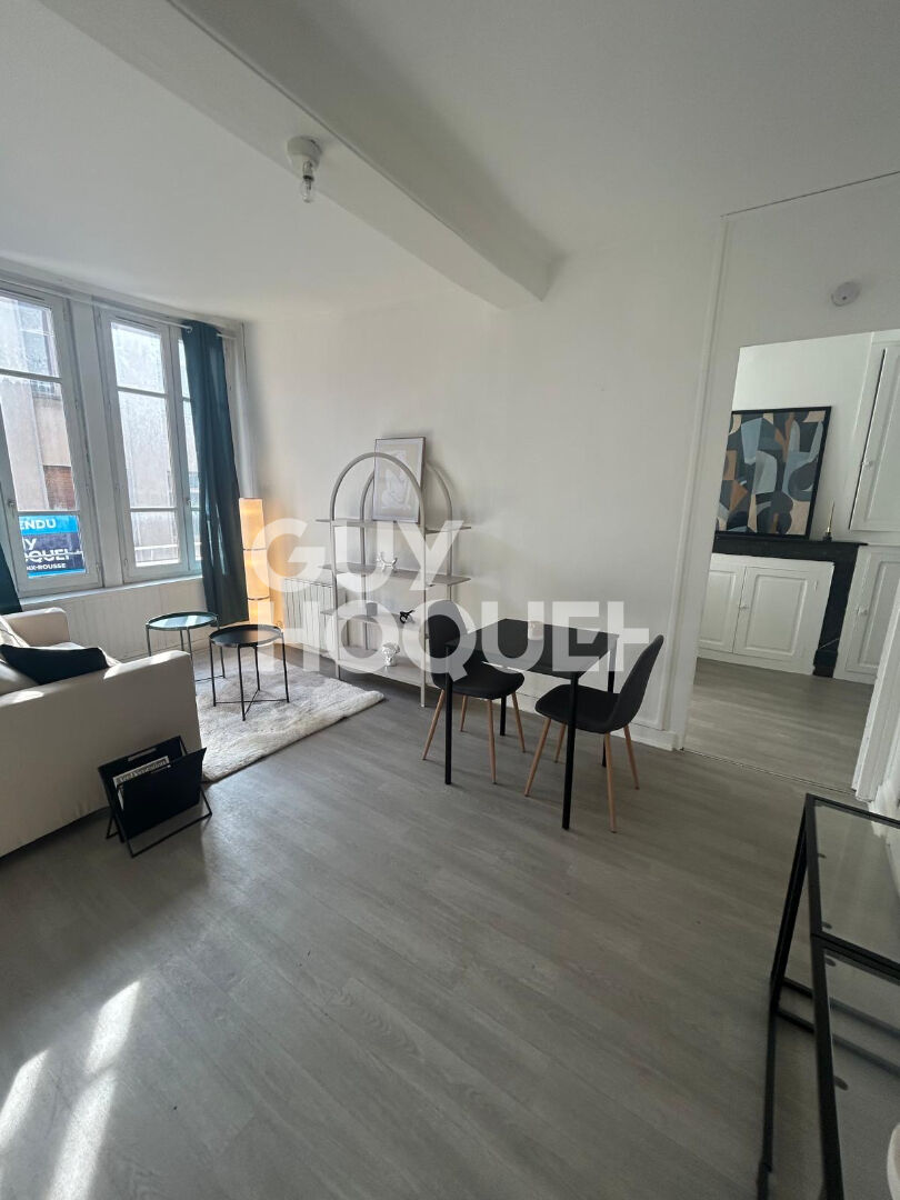 Appartement  T2  expo sud local vélos 44.30M2 carrez 