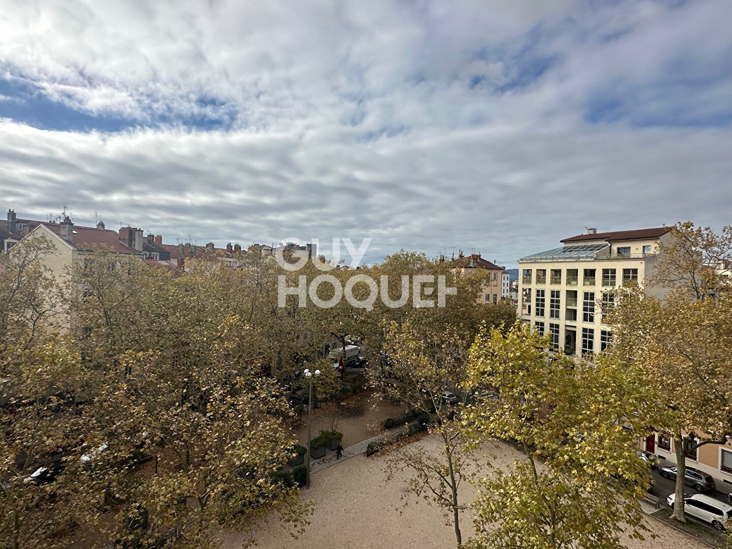 Lyon 4- Place Tabareau - Appartement 3 chambres - ascenseur