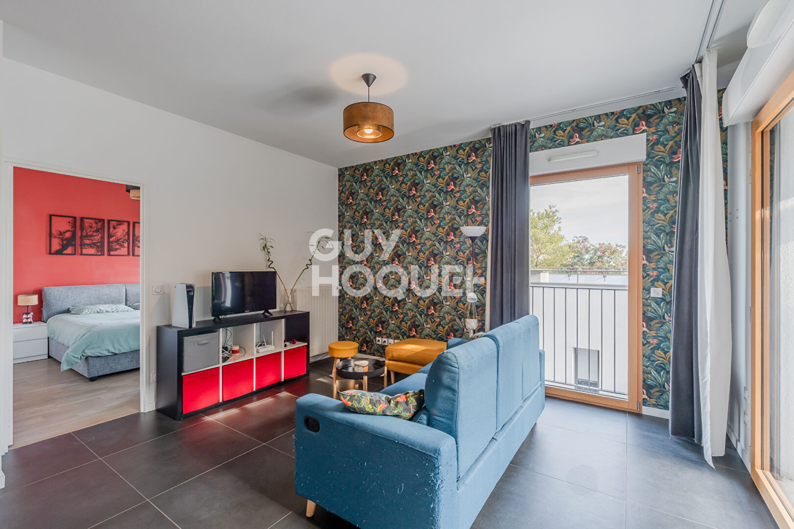 Appartement  avec une terrasse et vue Fourvière dégagée- garage PMR + standard