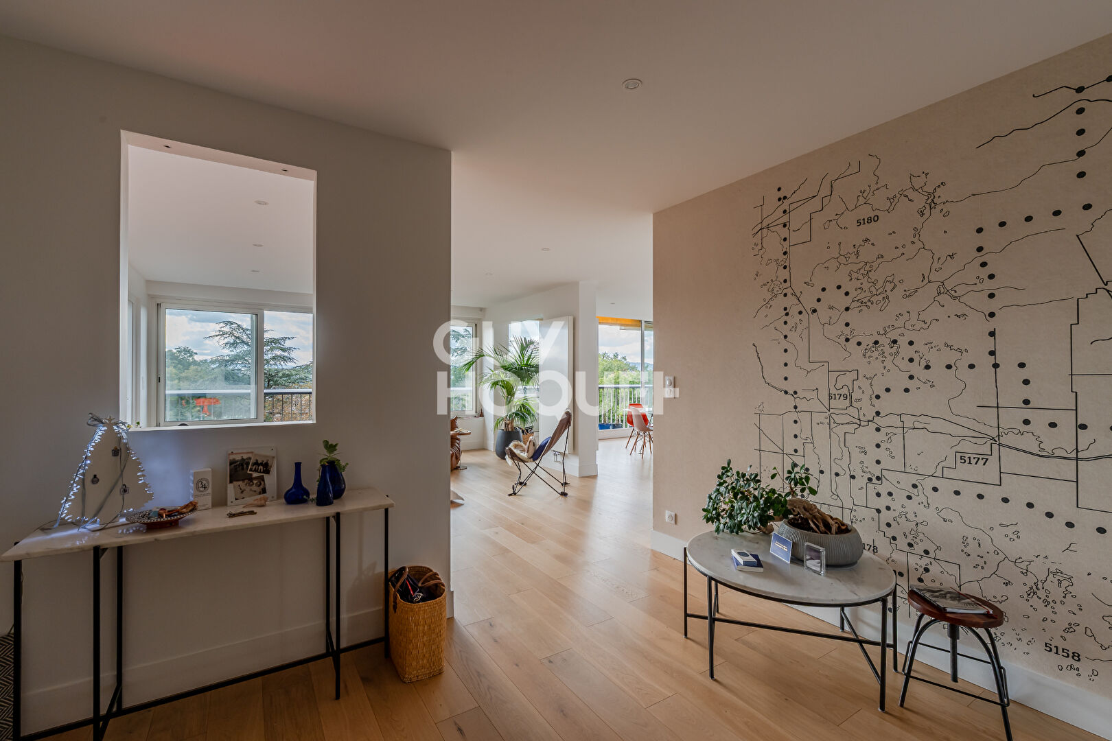 Appartement familial Croix Rousse Vue Fourvière avec  stationnements