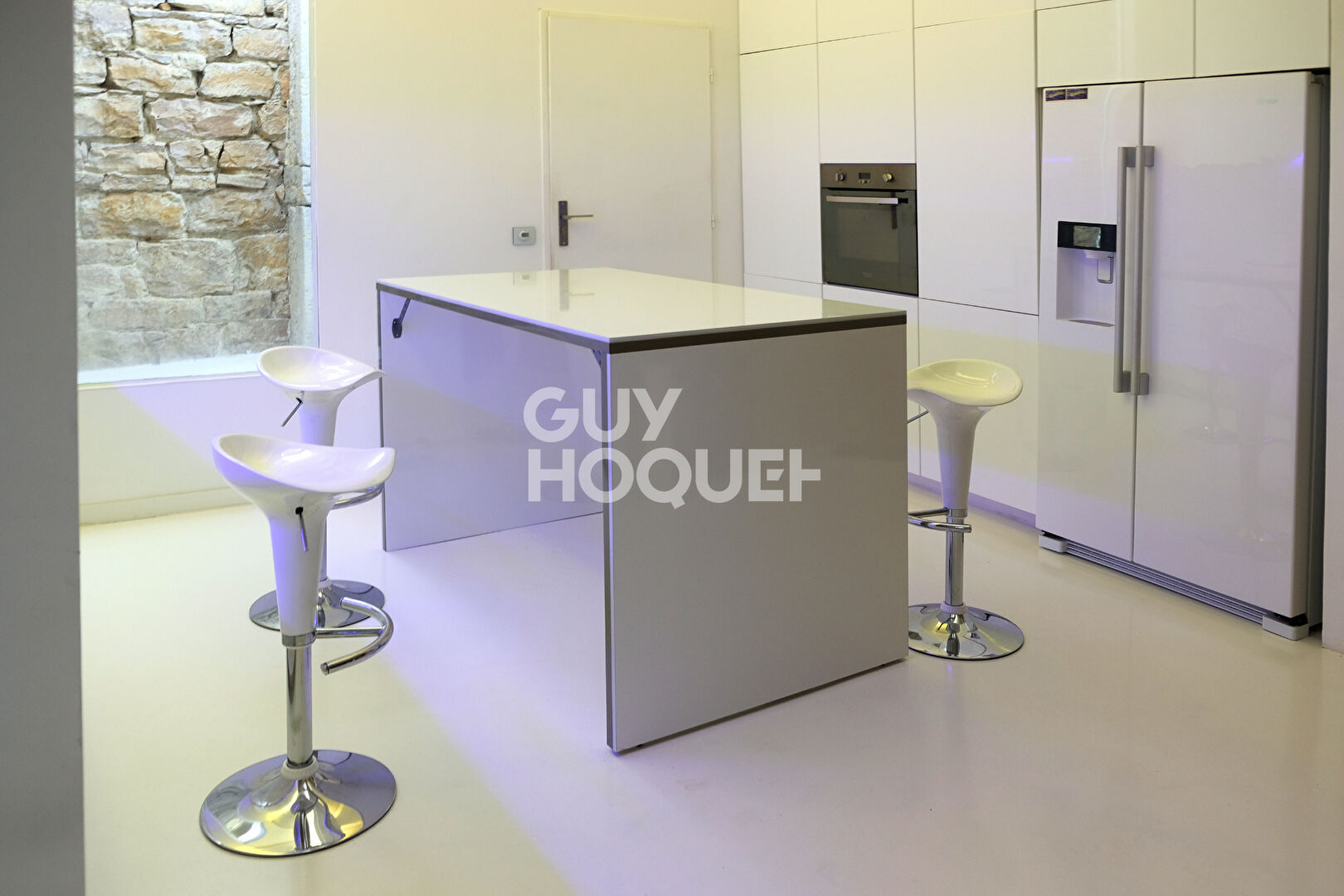 Joli Canut au calme avec de beaux volumes