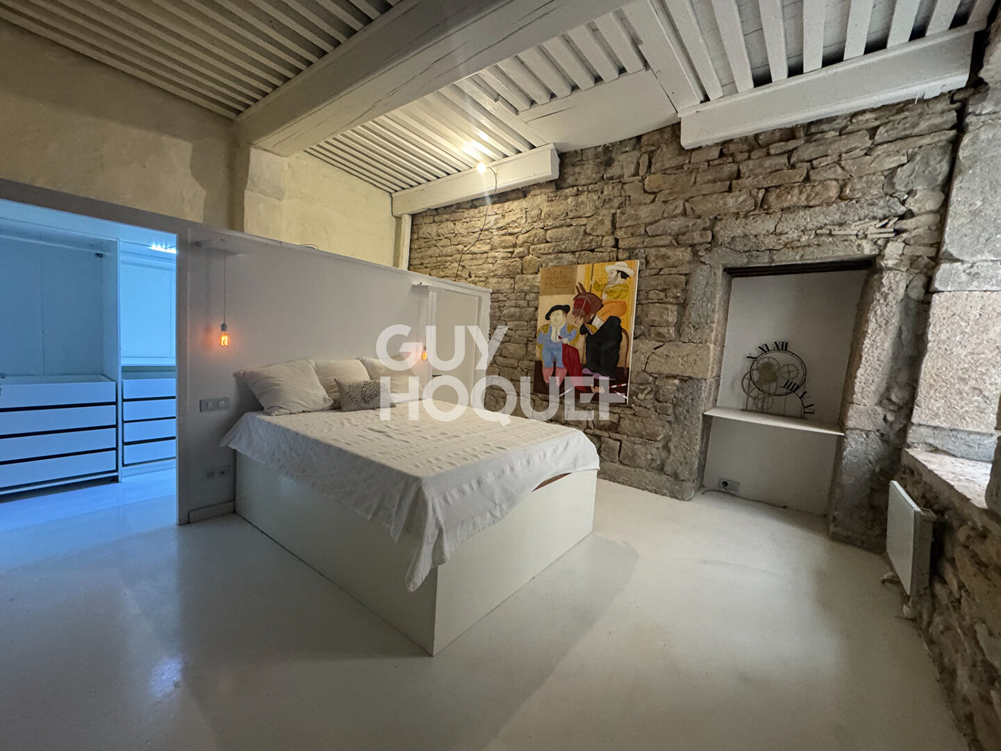 Joli Canut au calme avec de beaux volumes