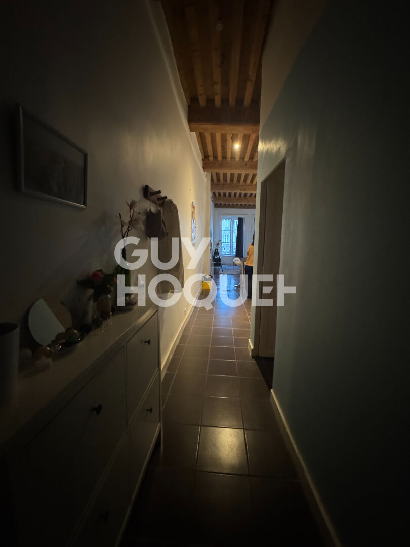 Appartement  Rénové emplacement N°1 Place des Terreaux avec vue