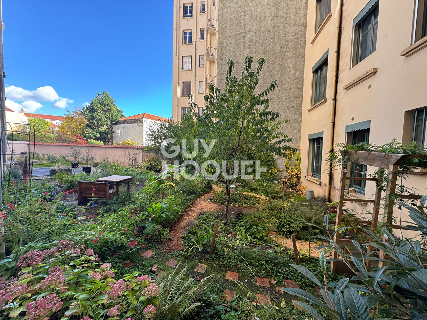 Appartement T5 Boulevard -parquet et cheminée