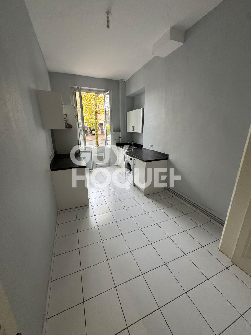 Appartement T5 Boulevard -parquet et cheminée