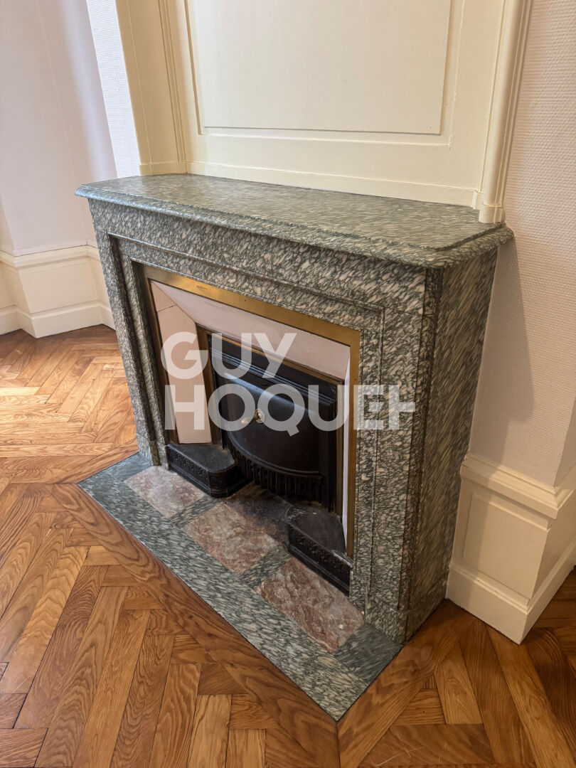 Appartement T5 Boulevard -parquet et cheminée