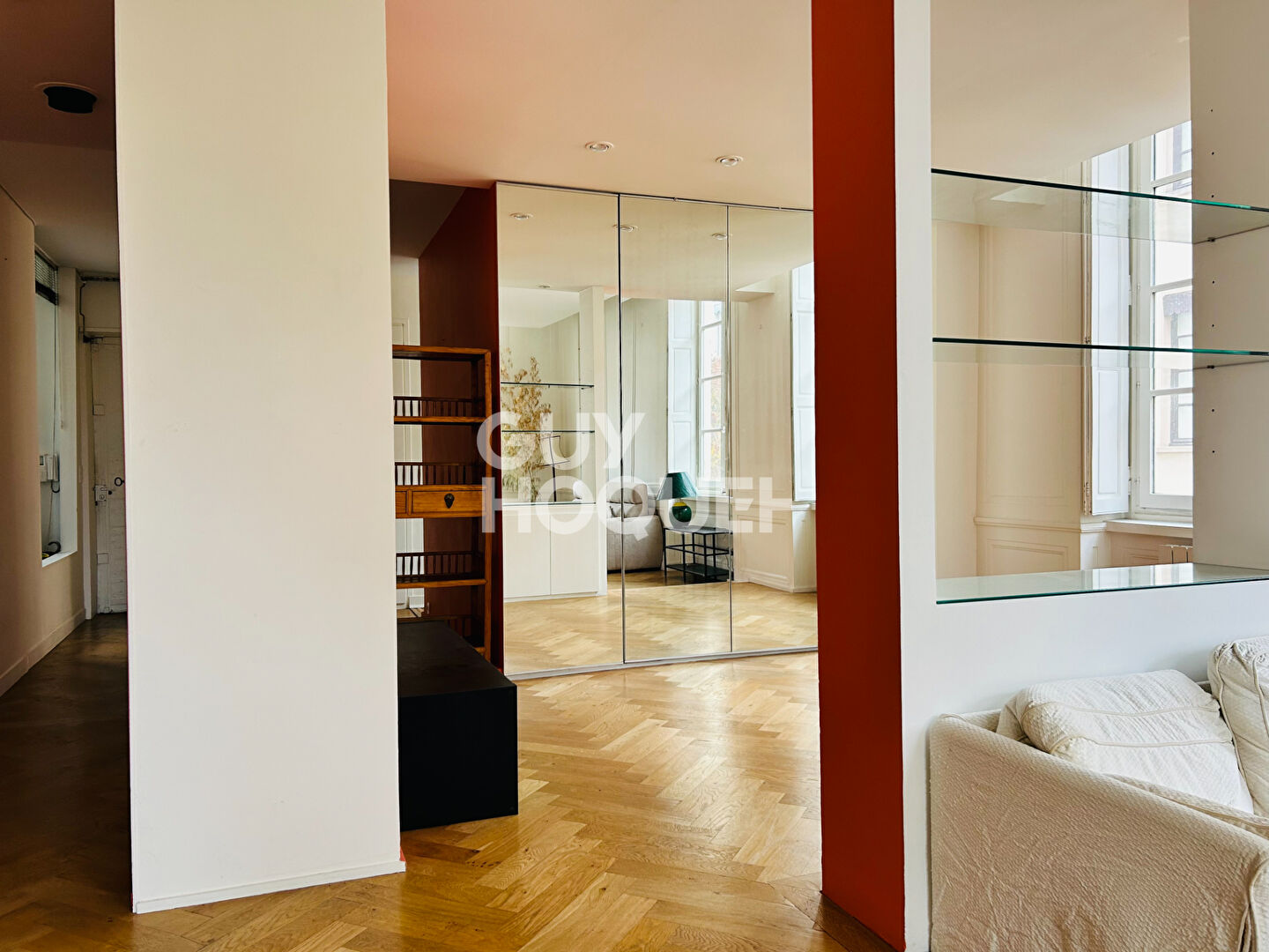 Appartement T3 bourgeois situé Place Sathonay