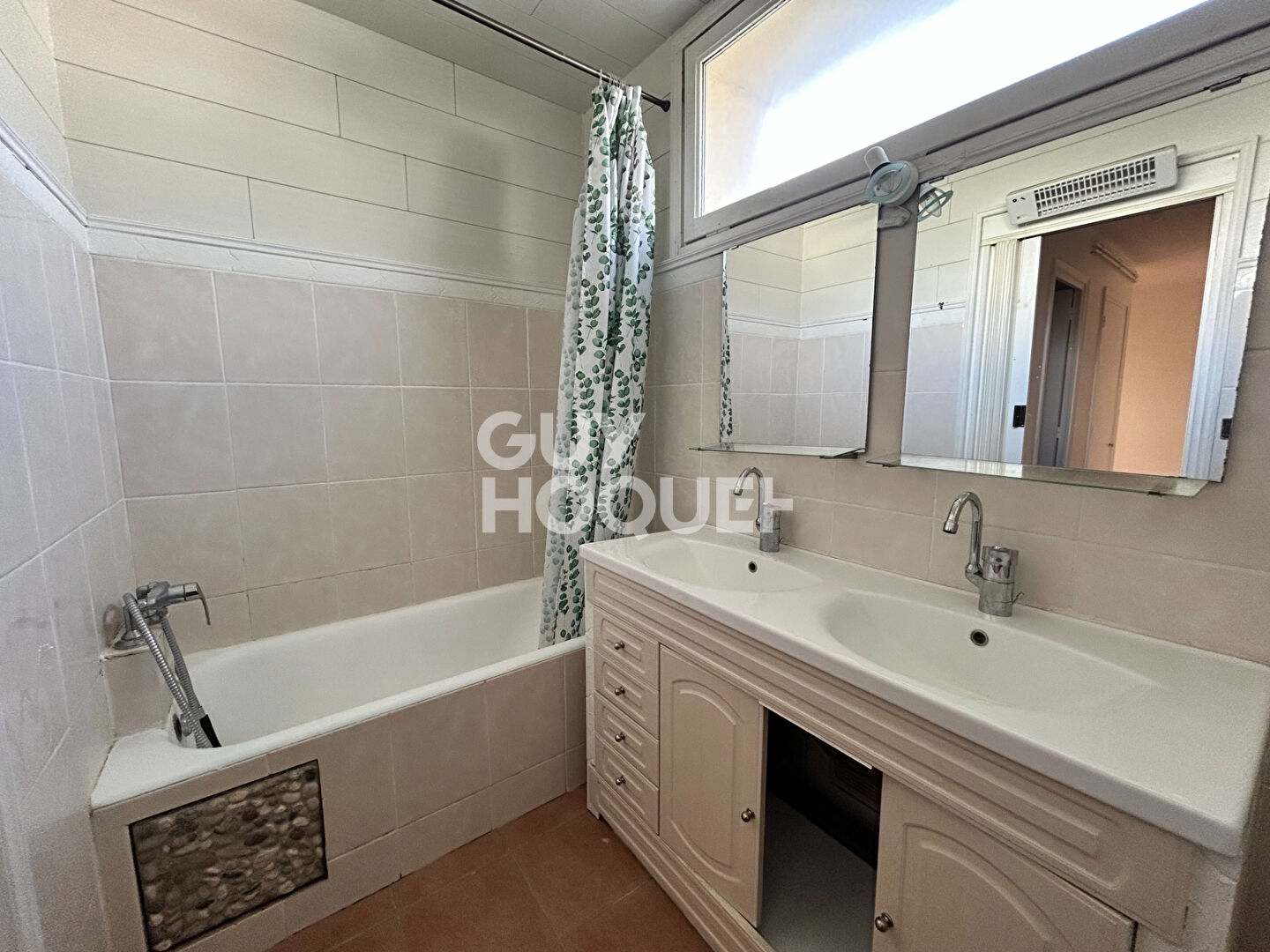 Croix-Rousse, T3 transformable T4, secteur Henon, avec garage