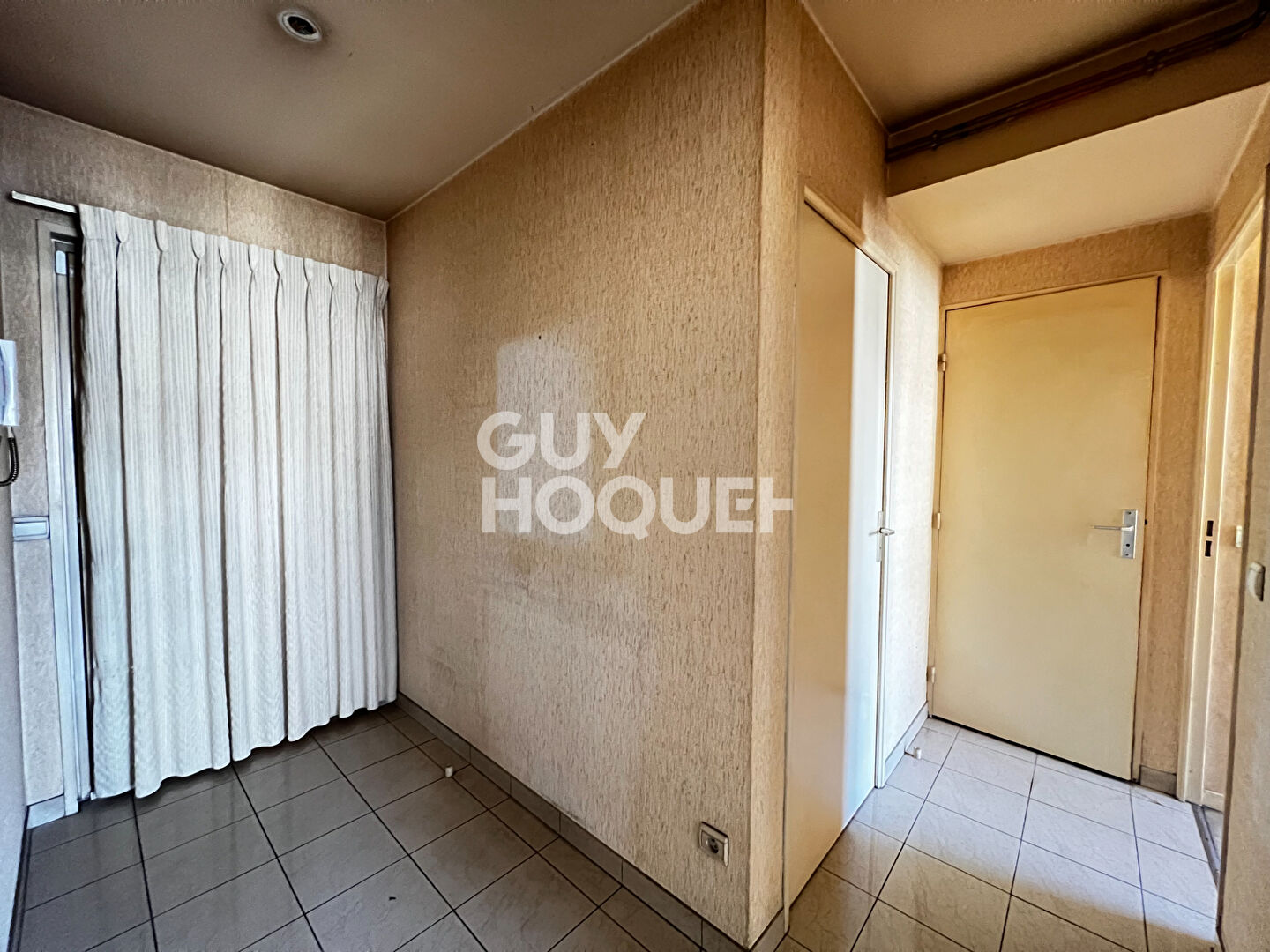 Appartement  T2 + cave Croix Rousse dans résidence standing