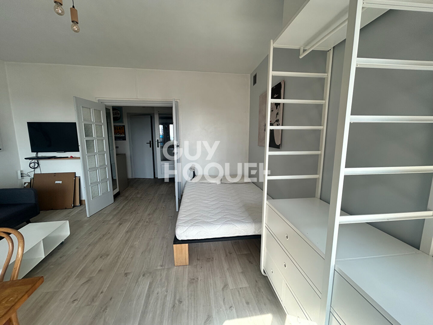 Studio - vue dégagée sur le Rhône