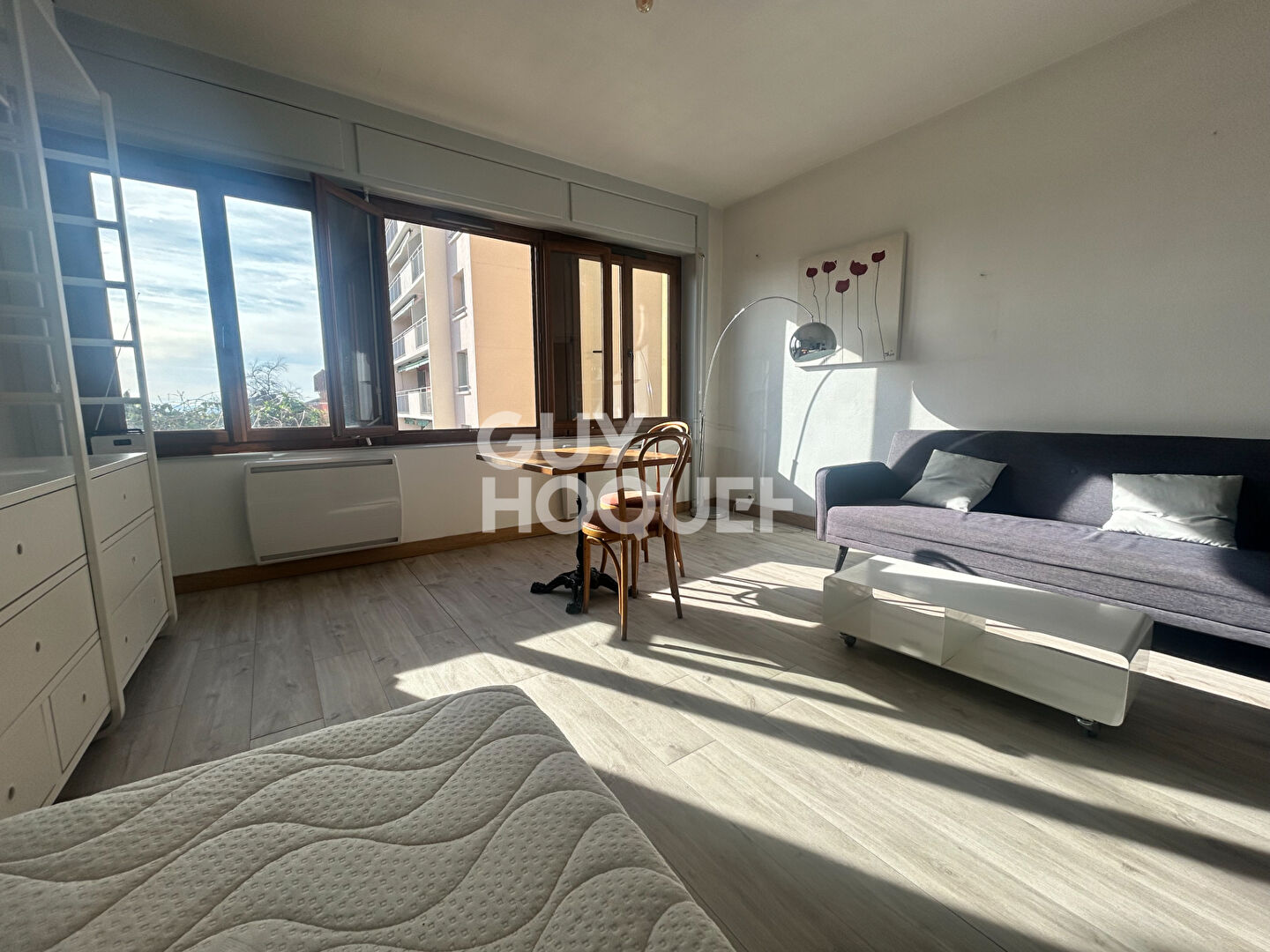 Studio - vue dégagée sur le Rhône