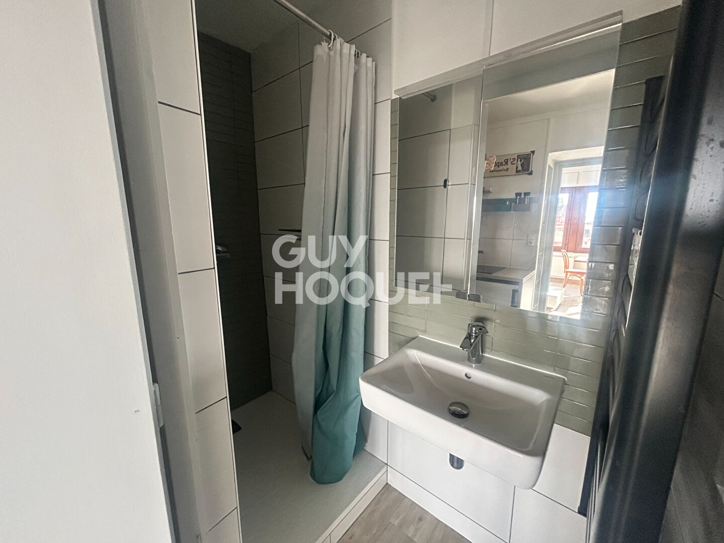 Studio - vue dégagée sur le Rhône