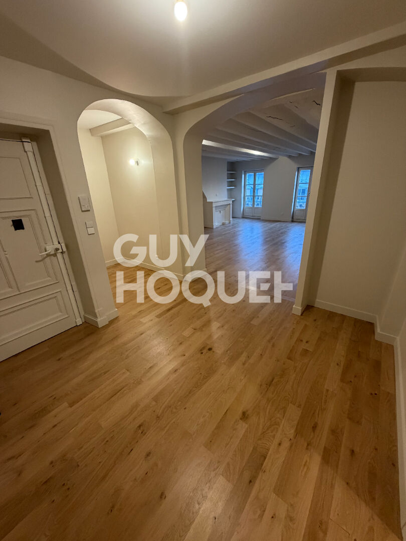 Appartement T3 entièrement refait  avec balcon - secteur terreaux