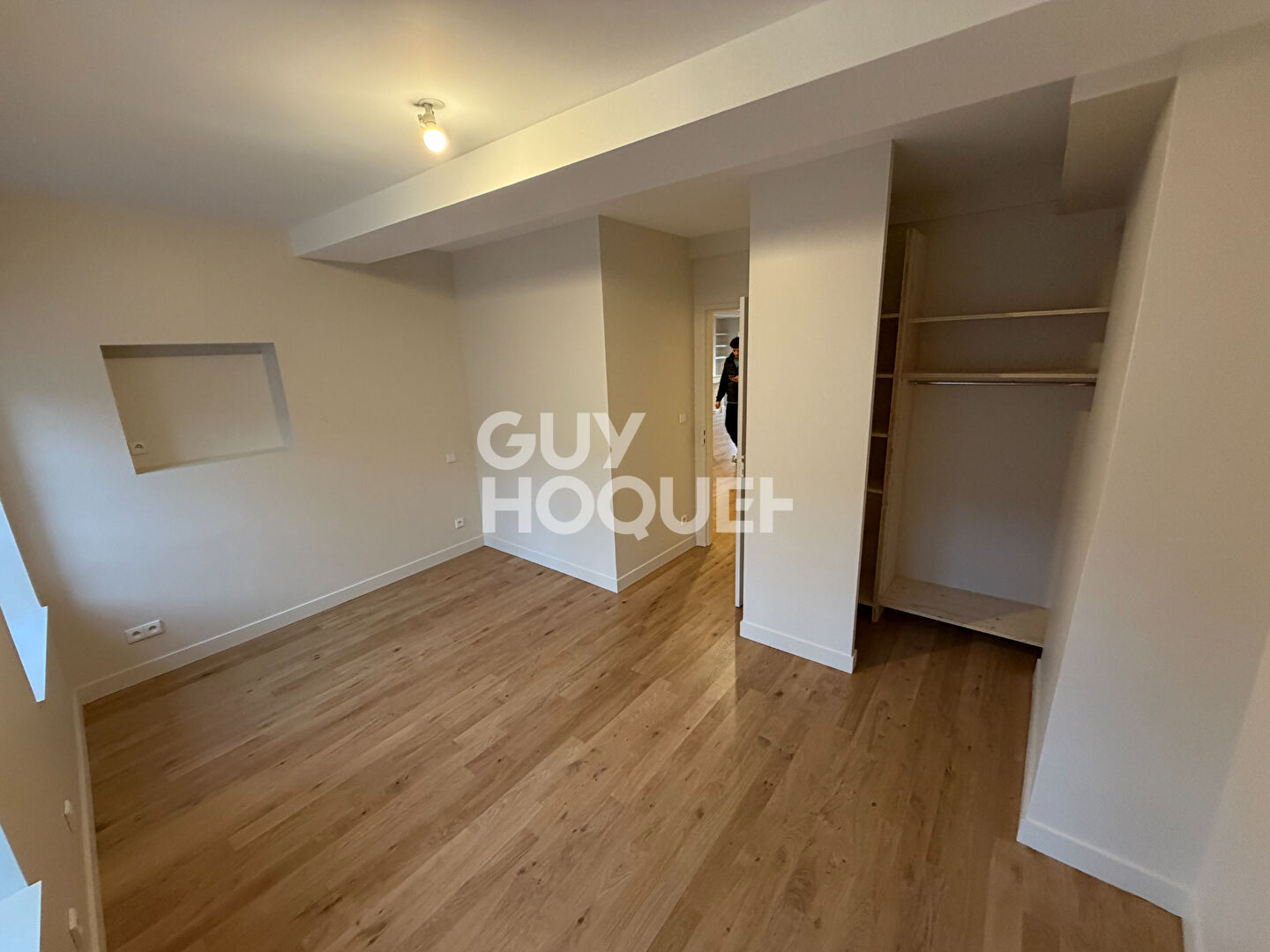 Appartement T3 entièrement refait  avec balcon - secteur terreaux