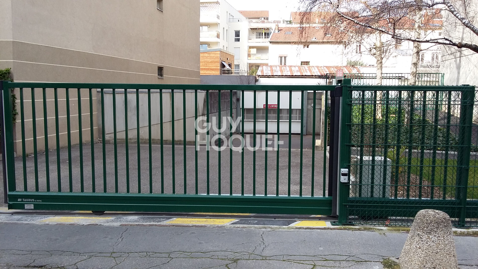 2 places de parking mitoyennes Lyon 3ème - 2 x 12m²