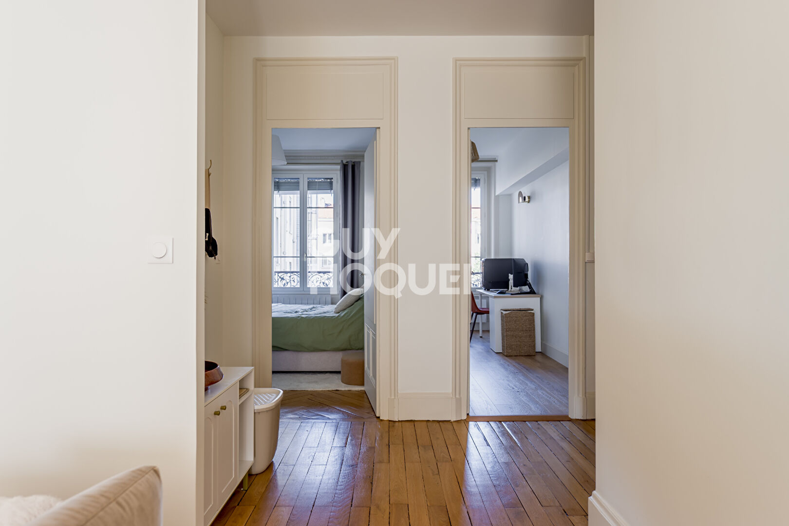 Appartement  traversant - vue dégagée - ascenseur - cave