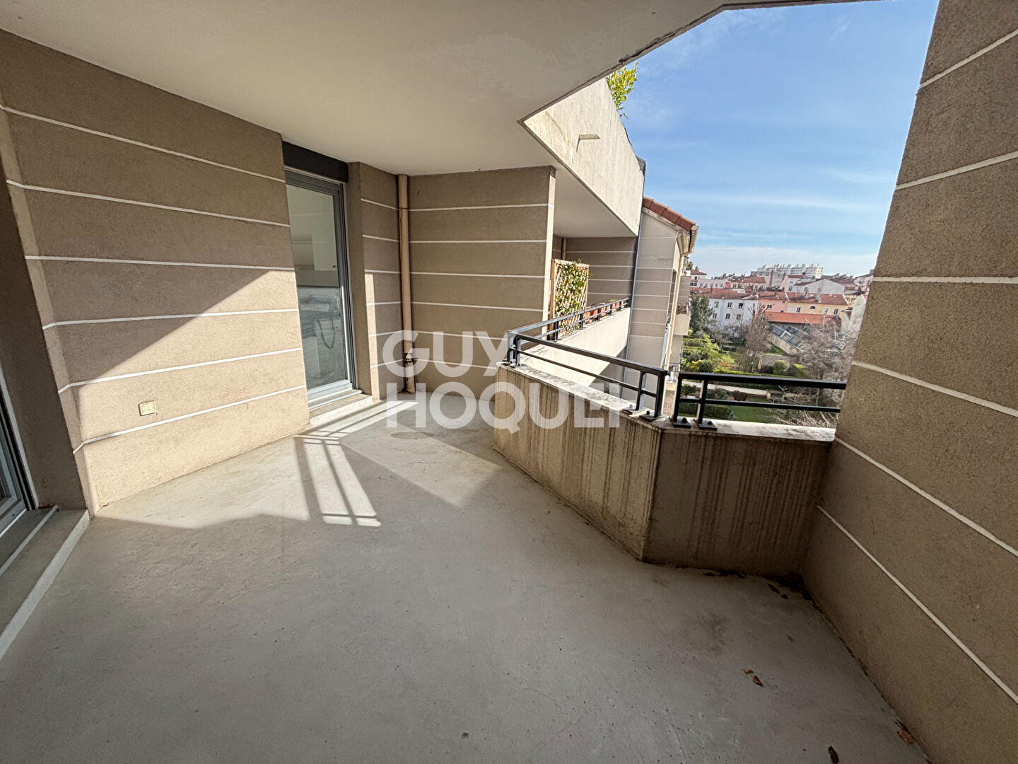 Coup de coeur - Deux pièces lumineux avec grand balcon au coeur de la Croix-Rousse