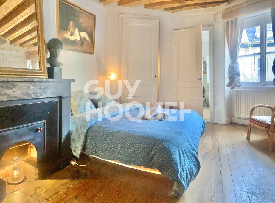 Appartement T2 meublé- dernier étage - opéra