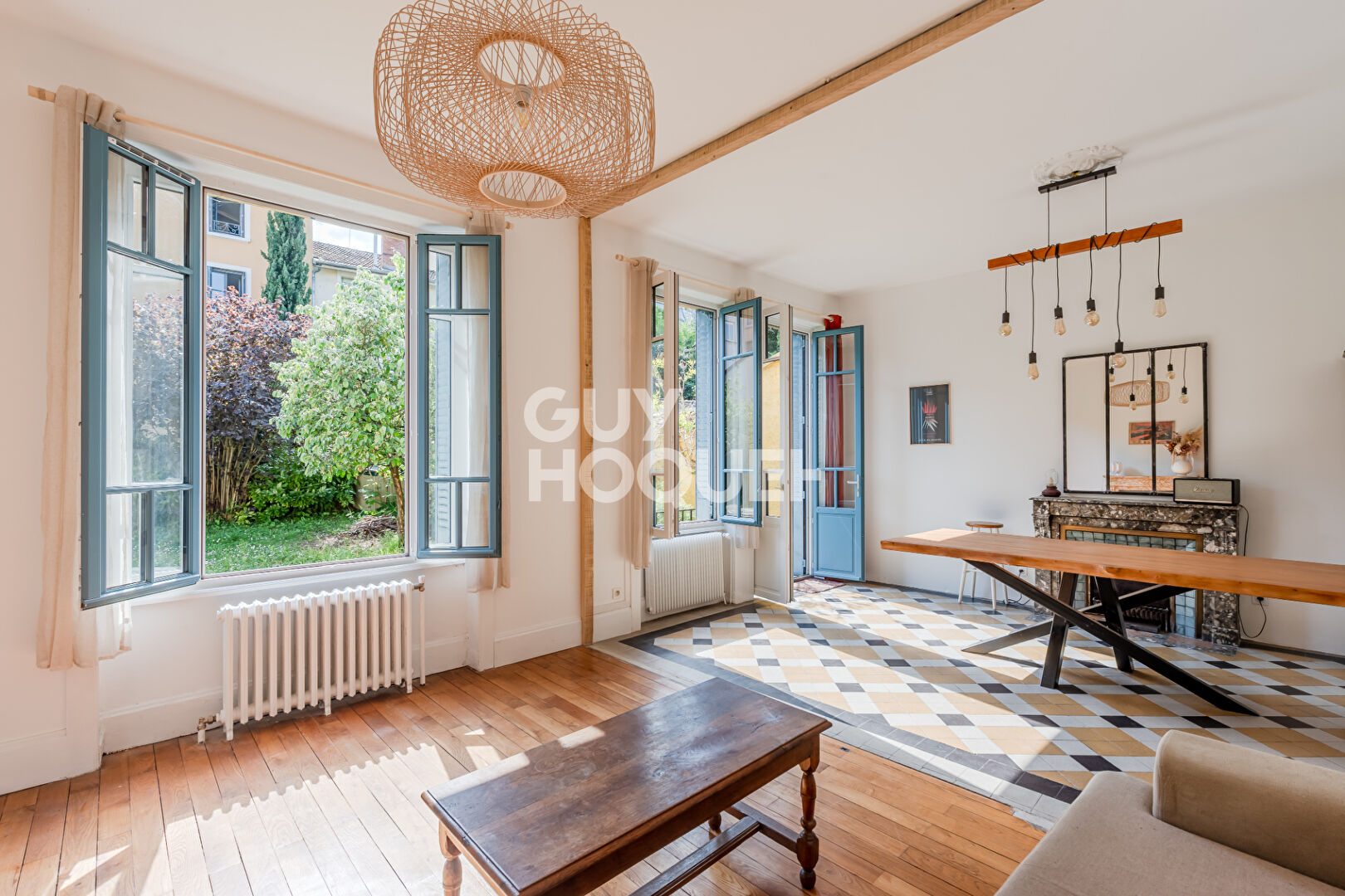 RARE Maison 1930 avec jardin à la Croix-Rousse 185.8m2 5 chambres possibilité 6