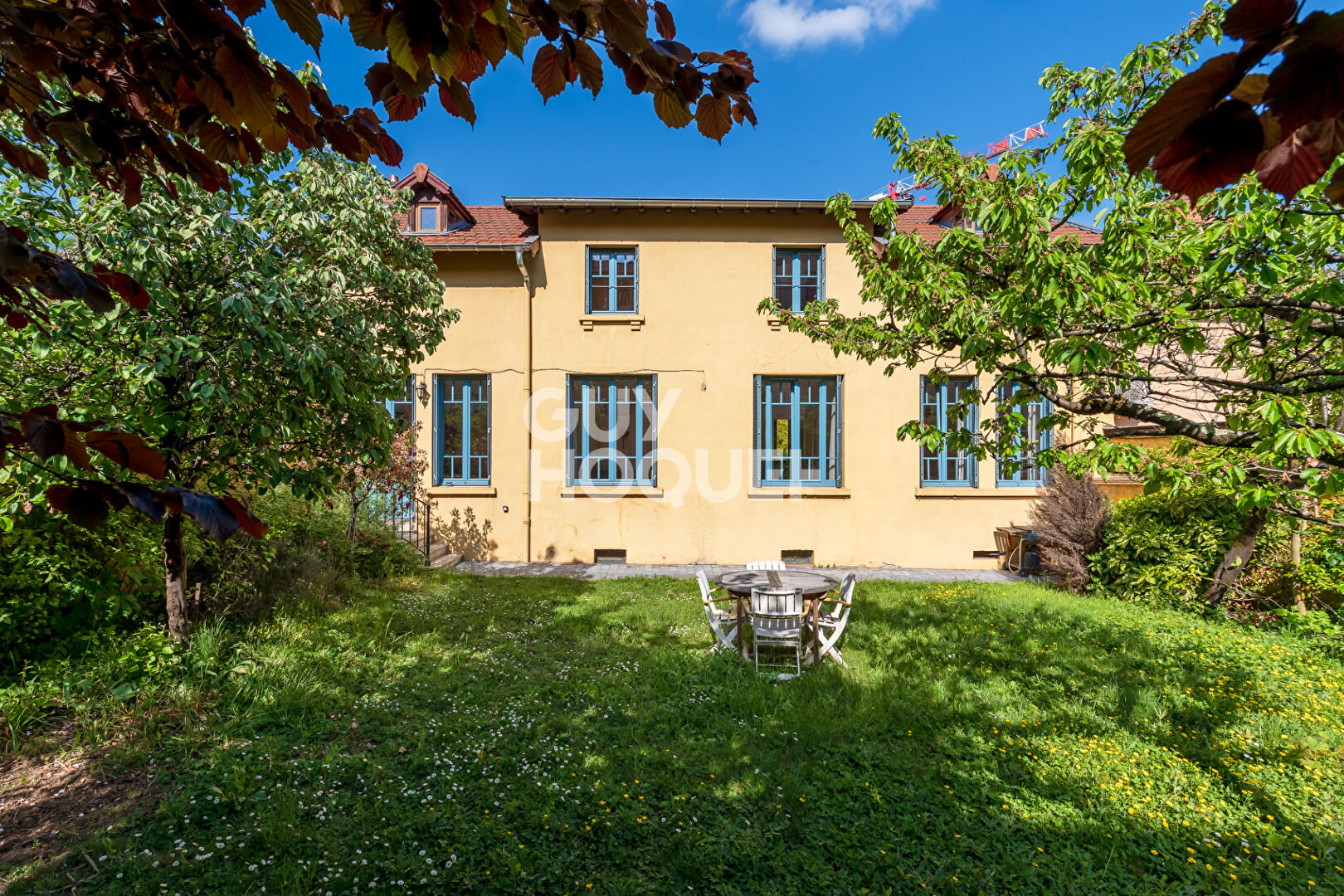 RARE Maison 1930 avec jardin à la Croix-Rousse 185.8m2 5 chambres possibilité 6