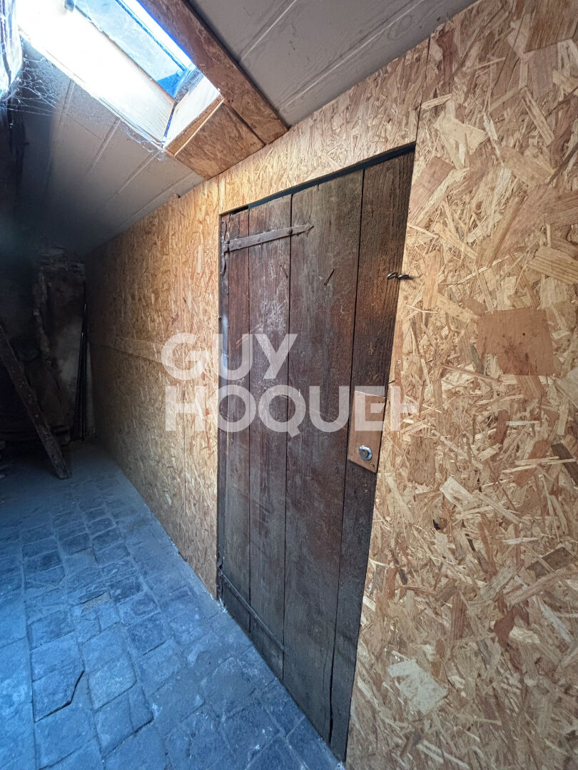 Grenier rue d'austerlitz 17m²