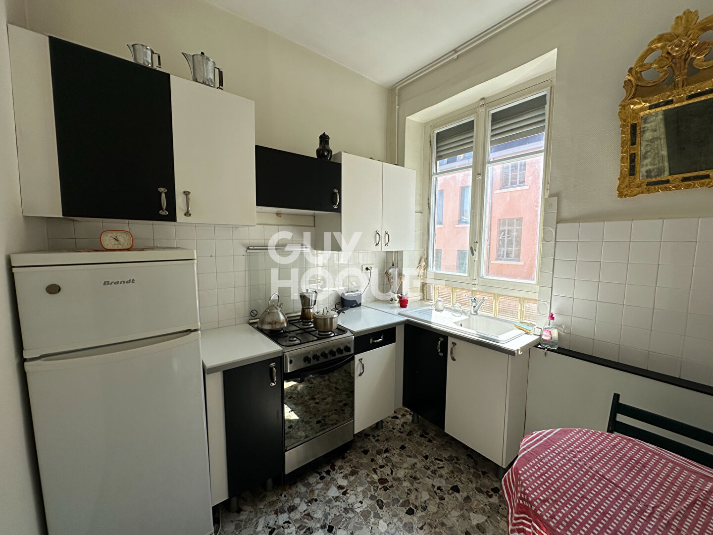 Place Tabareau- Appartement 68 m²- Traversant