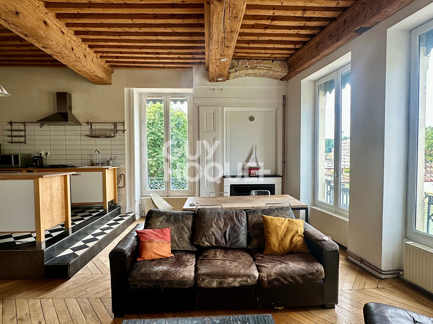LYON 5-  Quai de Saone- Appartement avec vue dégagée
