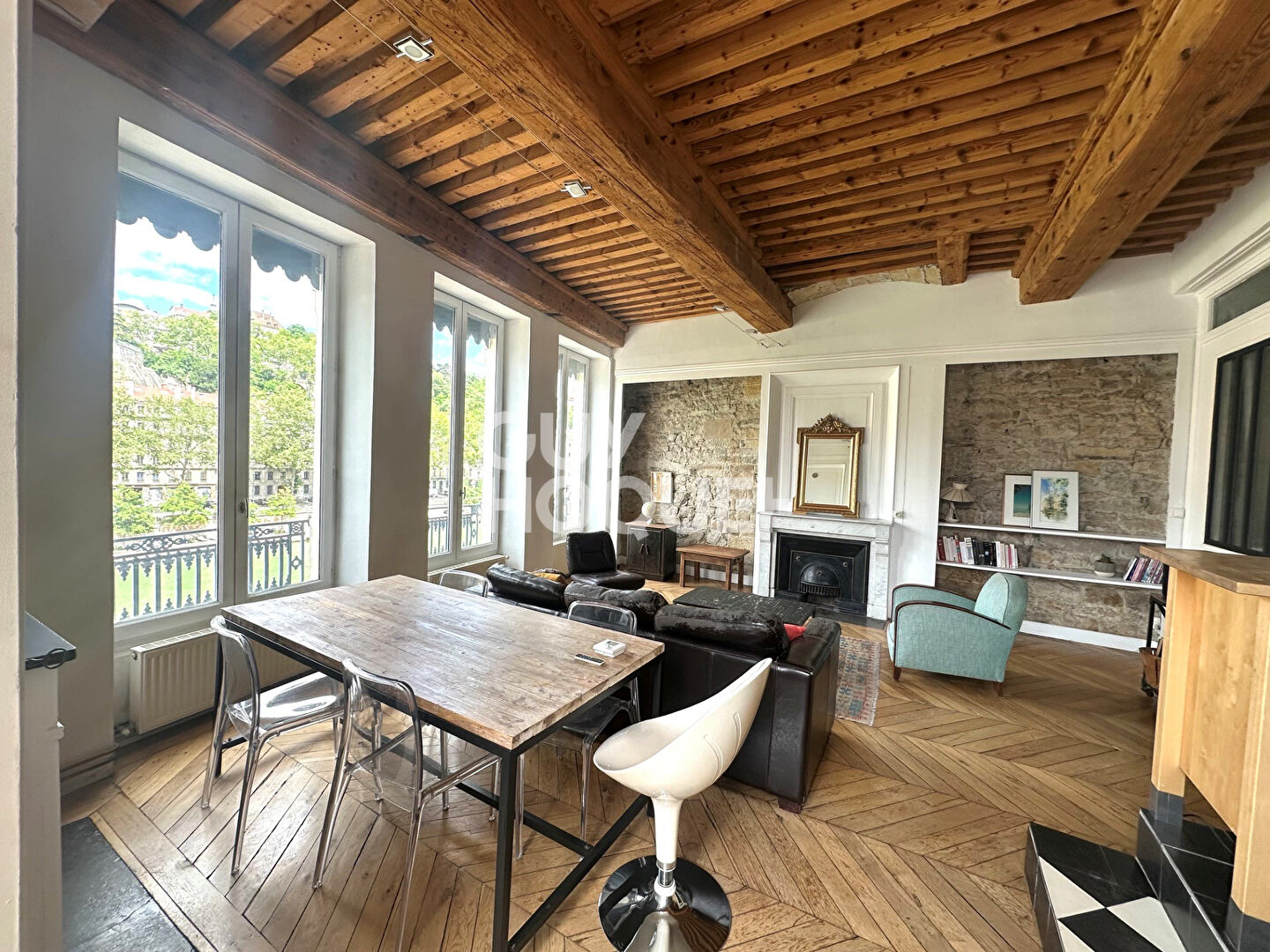 LYON 5-  Quai de Saone- Appartement avec vue dégagée