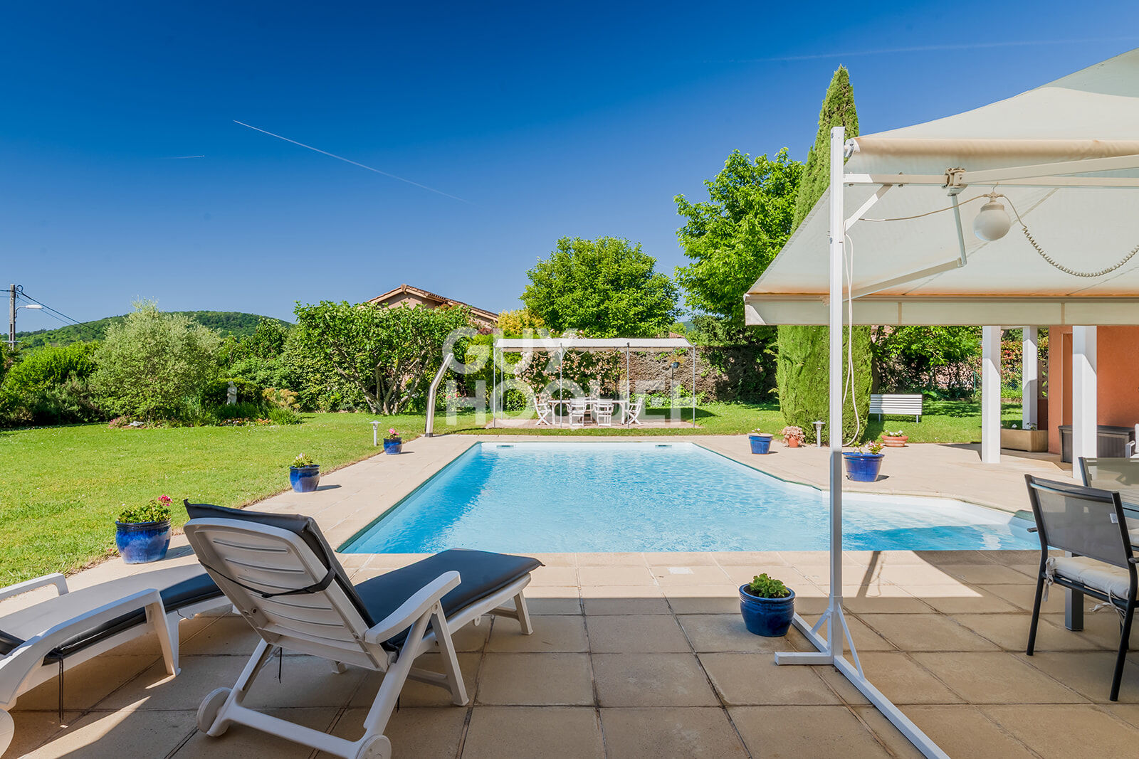 EXCLUSIVITÉ- SUPERBE VILLA DE 170 m² SUR LES HAUTEURS DE ROCHETAILLÉE-SUR-SAÔNE