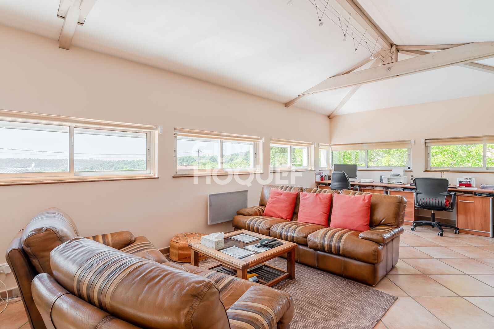 EXCLUSIVITÉ- SUPERBE VILLA DE 170 m² SUR LES HAUTEURS DE ROCHETAILLÉE-SUR-SAÔNE