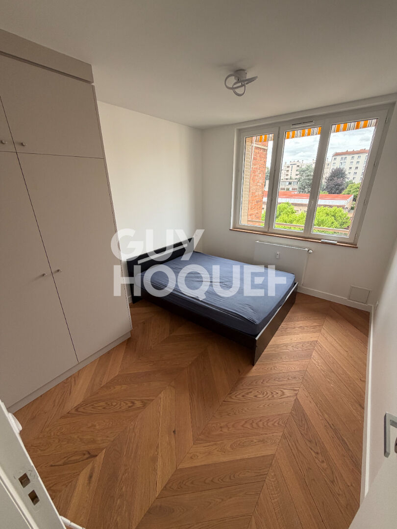 T4 MEUBLE - HENON