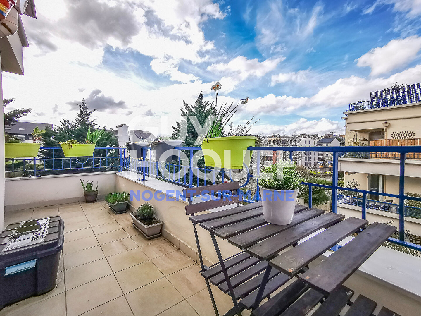 VOLUME / LUMINEUX / TERRASSE