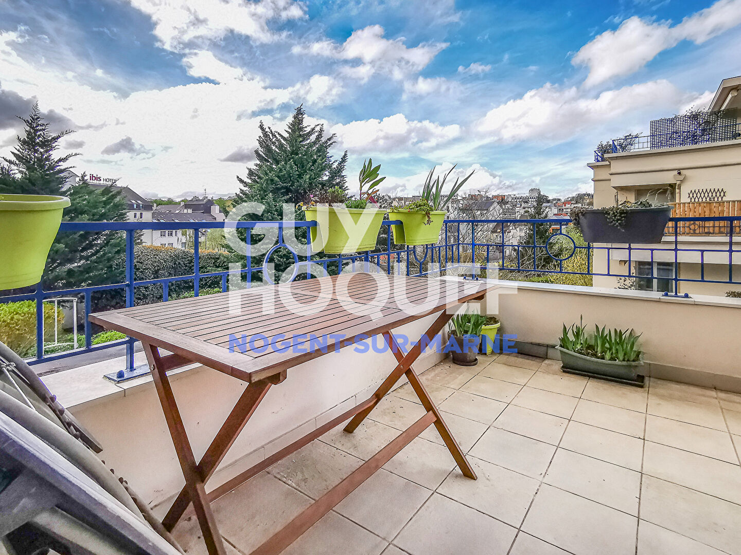 VOLUME / LUMINEUX / TERRASSE