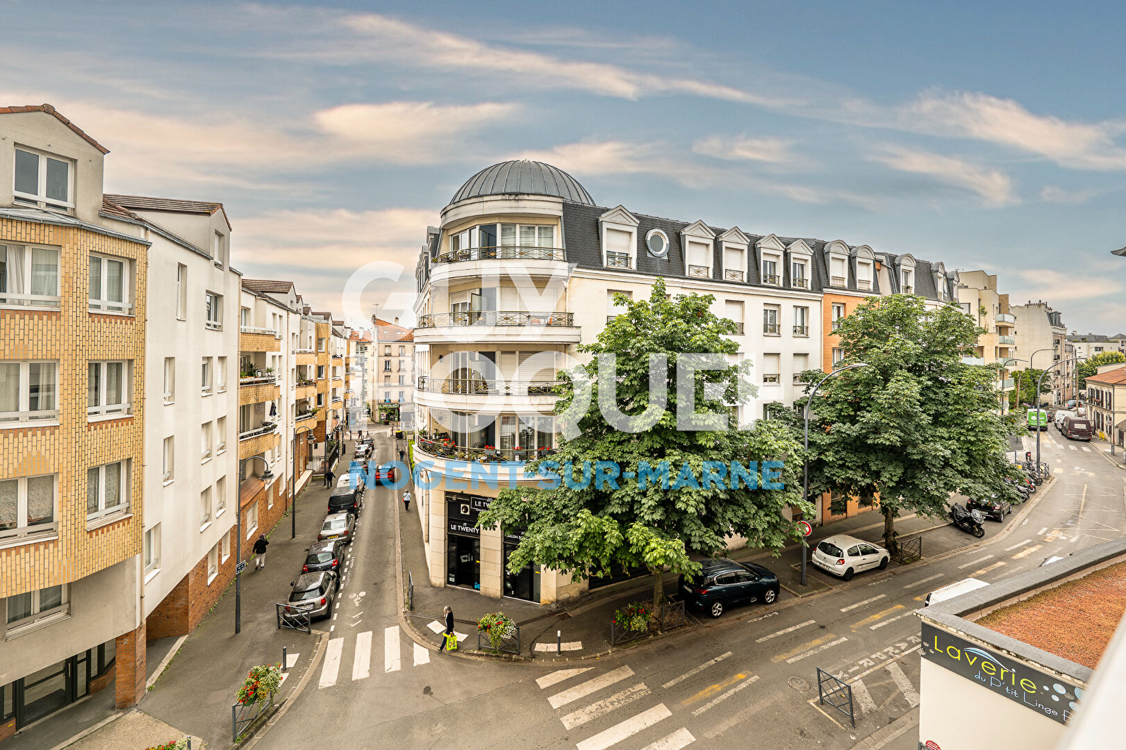 Lumineux / Balcon / Centre-ville