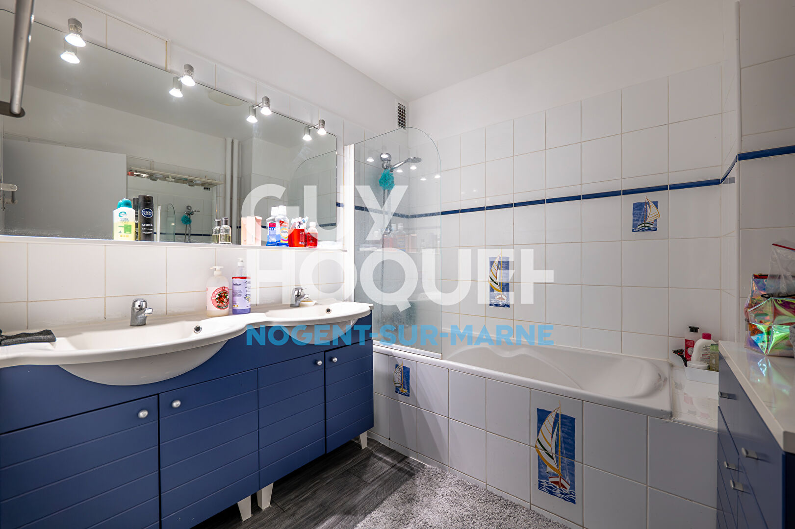 Lumineux / Balcon / Centre-ville