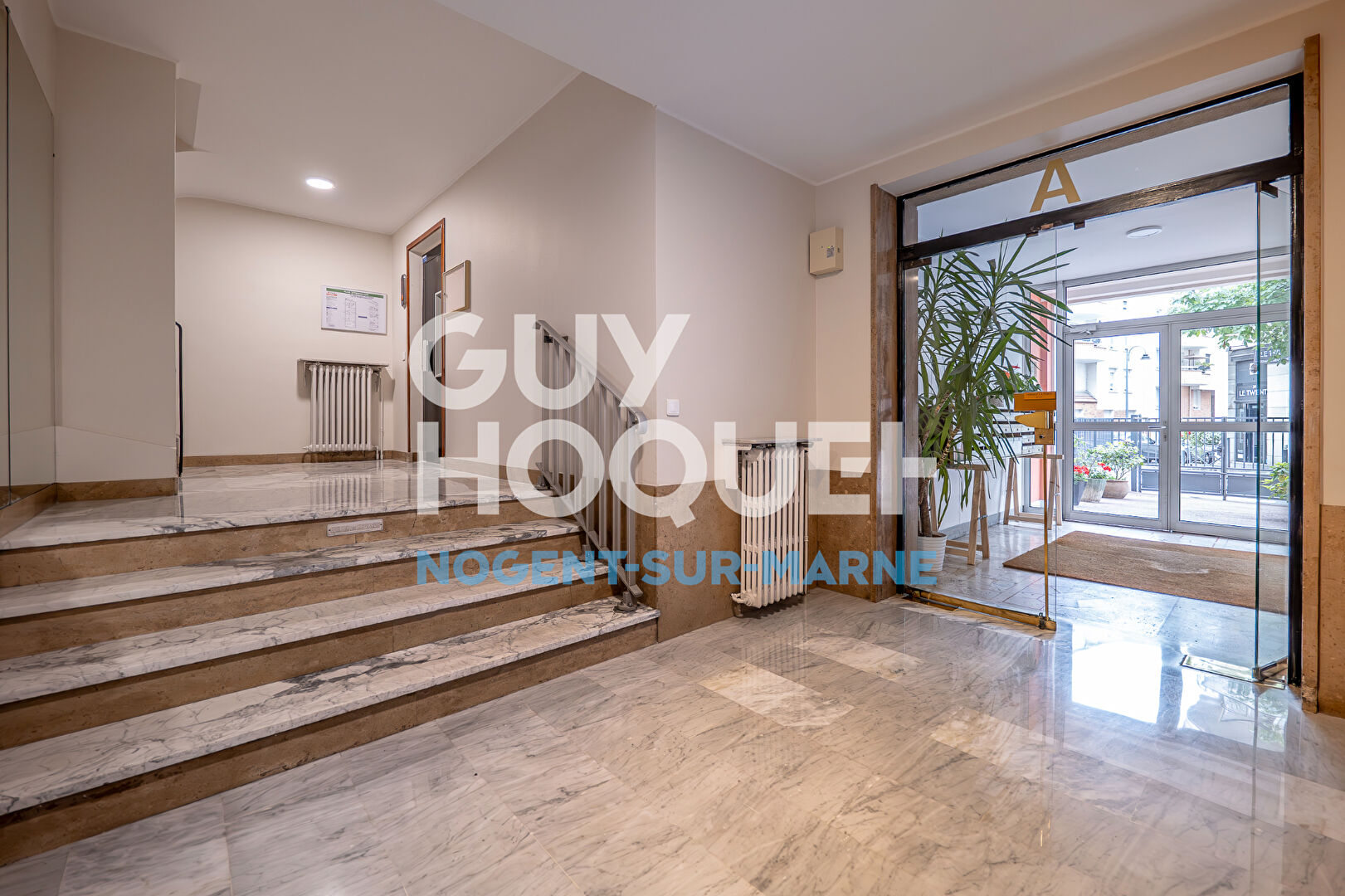 Lumineux / Balcon / Centre-ville