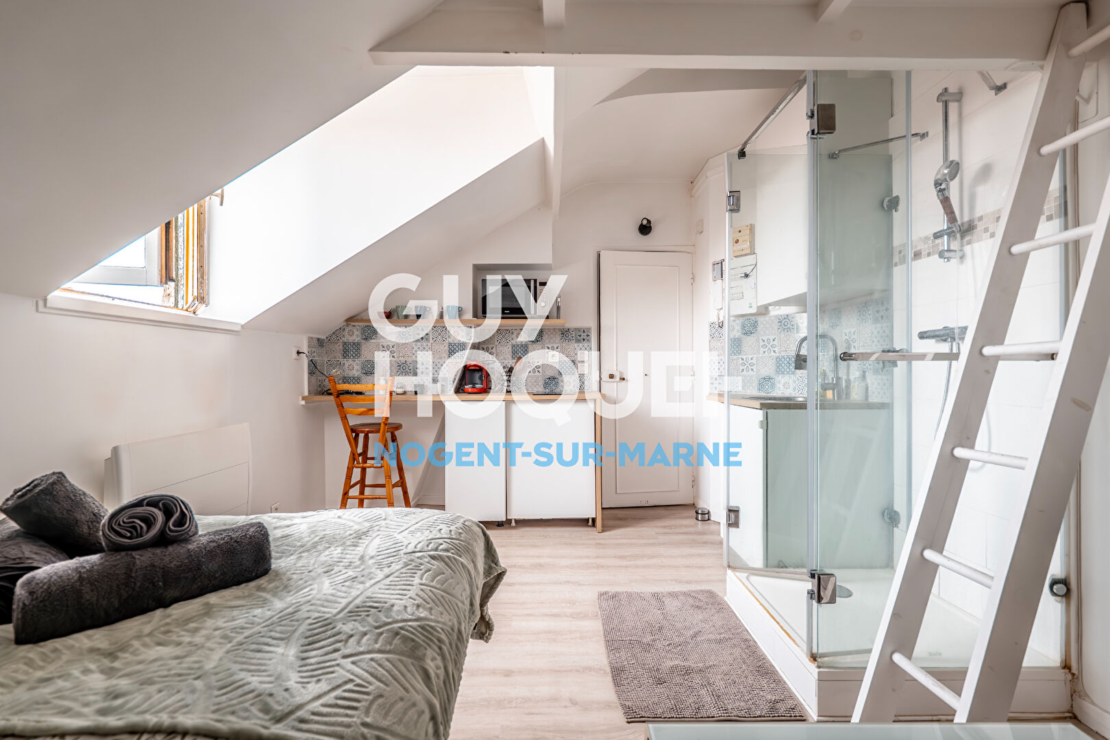 LOCALISATION / CHARME / ETAT