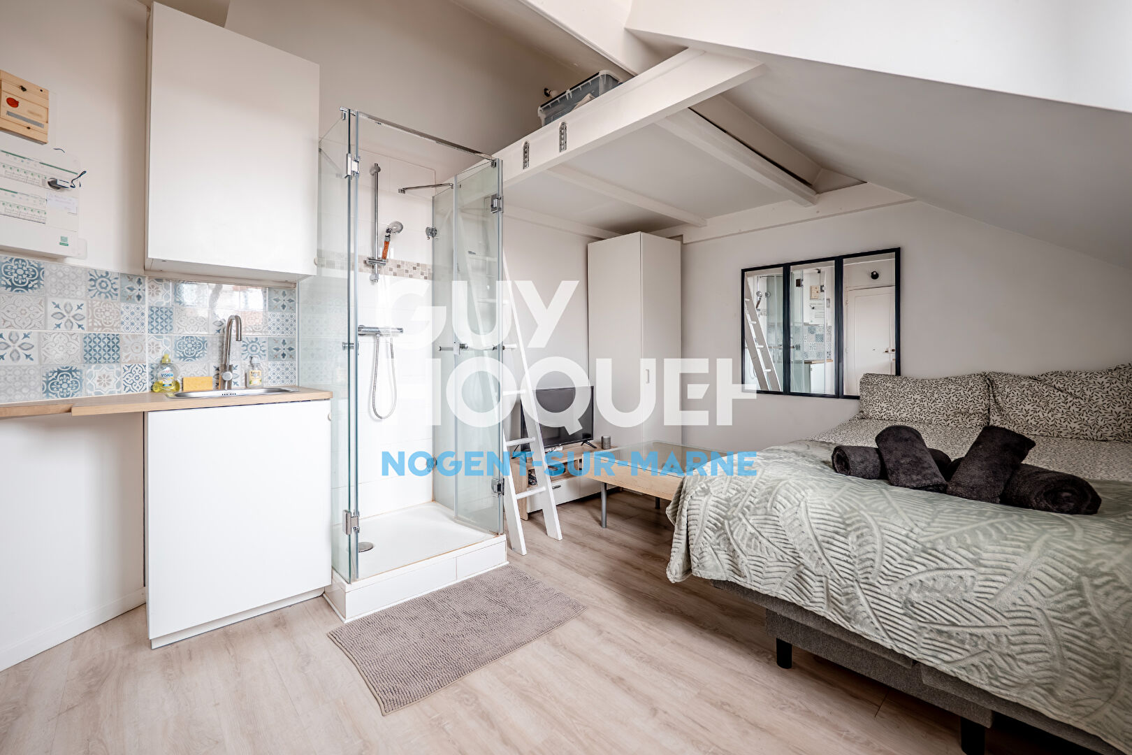 LOCALISATION / CHARME / ETAT