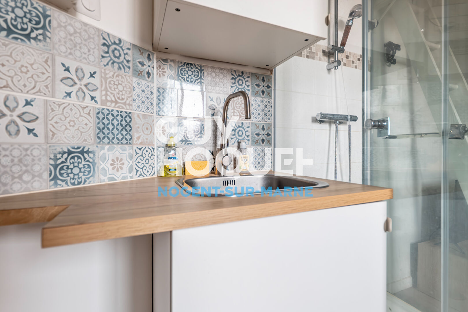 LOCALISATION / CHARME / ETAT