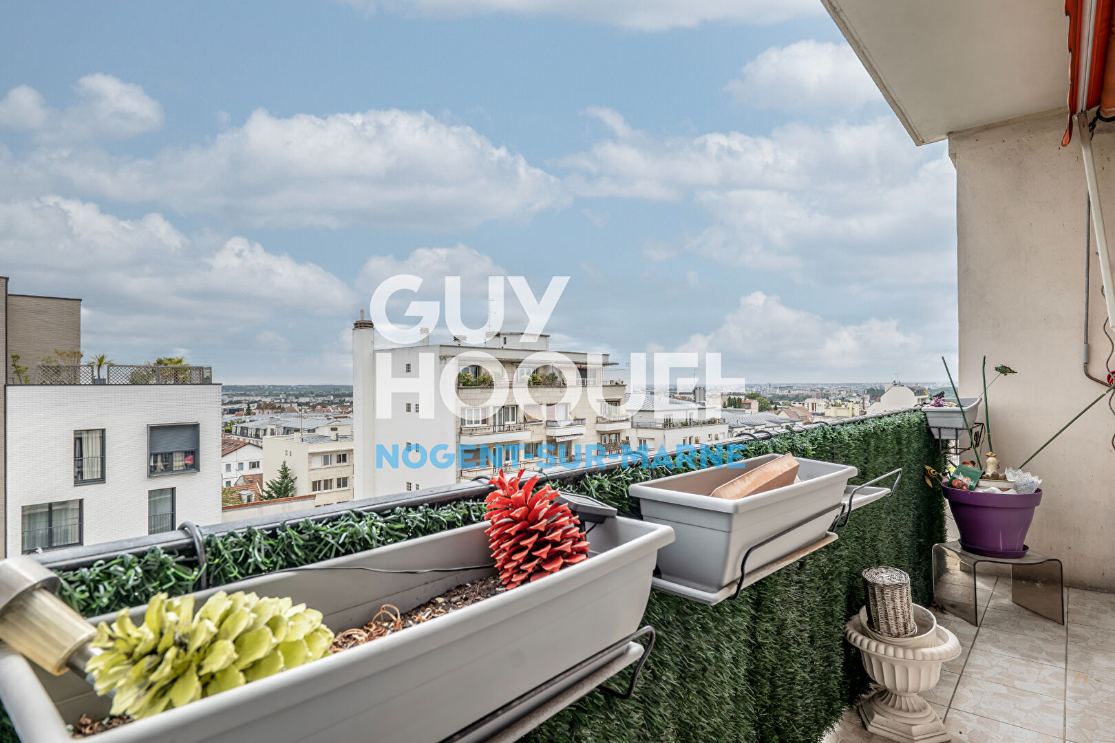 7e étage - vue dégagé - lumineux